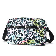 LeSportsac