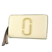 MARC JACOBS